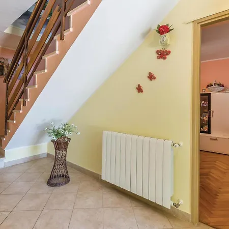 Gorgeous In With Kitchen Barban